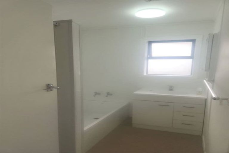 Photo of property in 19 Steven Street, Mangere East, Auckland, 2024