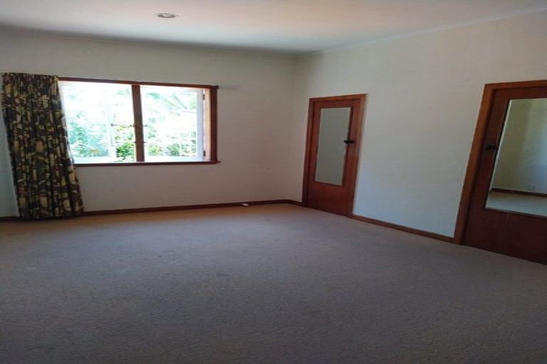 Photo of property in 17 Boyd Avenue, Mangere Bridge, Auckland, 2022