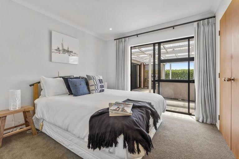 Photo of property in 2 Bannings Way, Hobsonville, Auckland, 0618