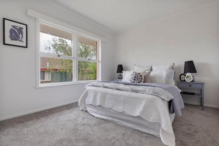 Photo of property in 2/15 Brook Street, Milford, Auckland, 0620