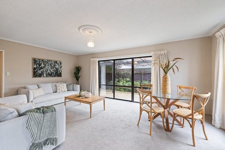 Photo of property in 1/25 Rubens Place, Burnside, Christchurch, 8053