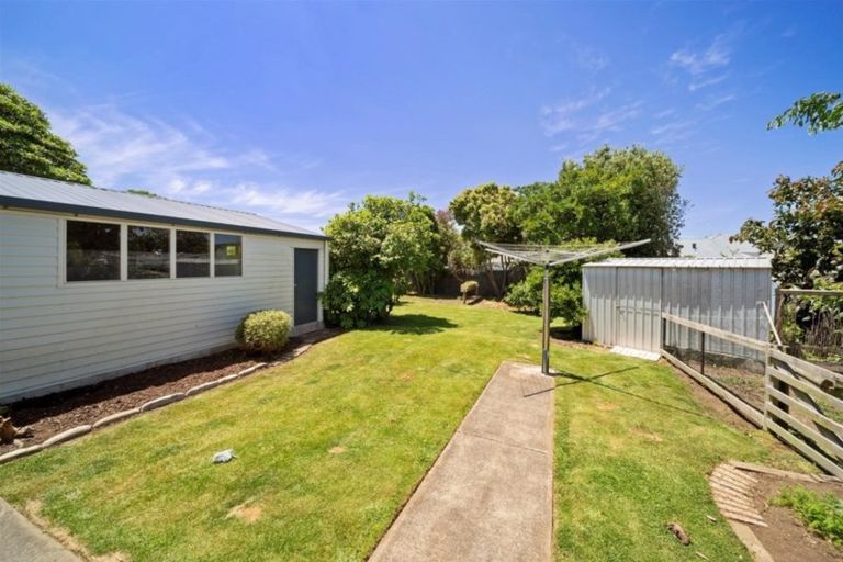 Photo of property in 20 Caledonia Street, Hawera, 4610