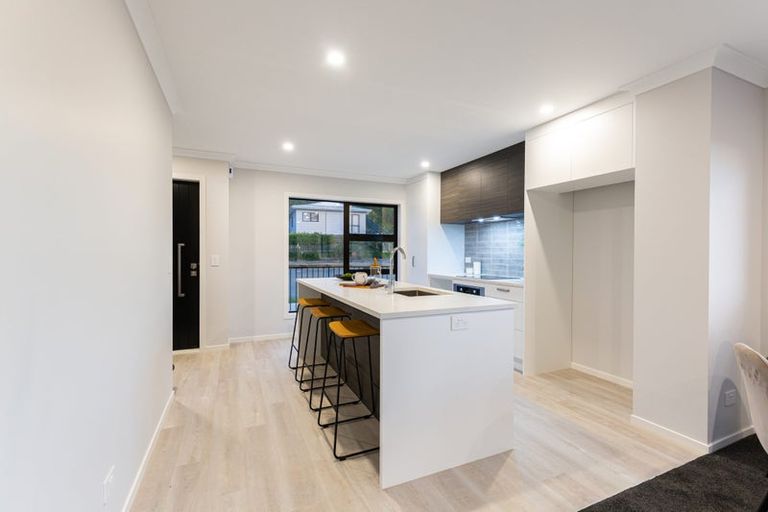 Photo of property in 130 Jamaica Drive, Grenada North, Wellington, 5028