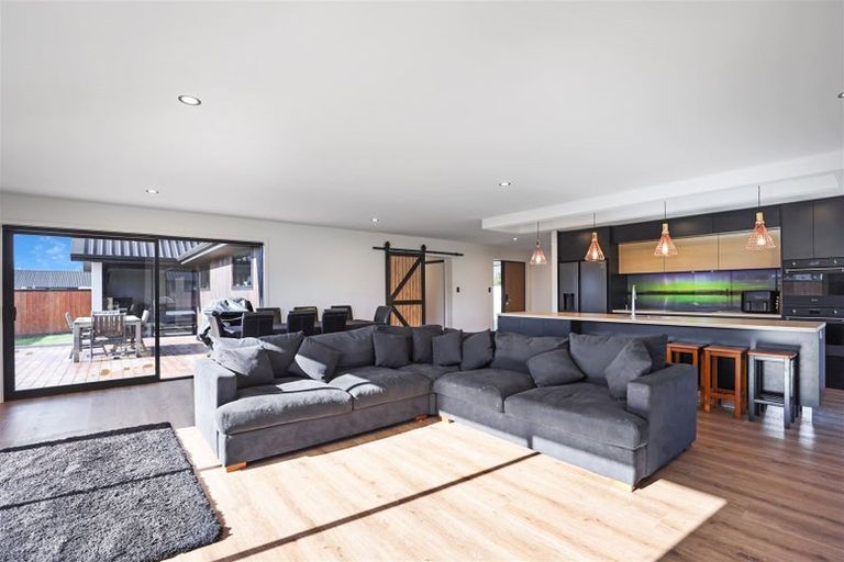 Photo of property in 5 Kelburn Place, Tinwald, Ashburton, 7700