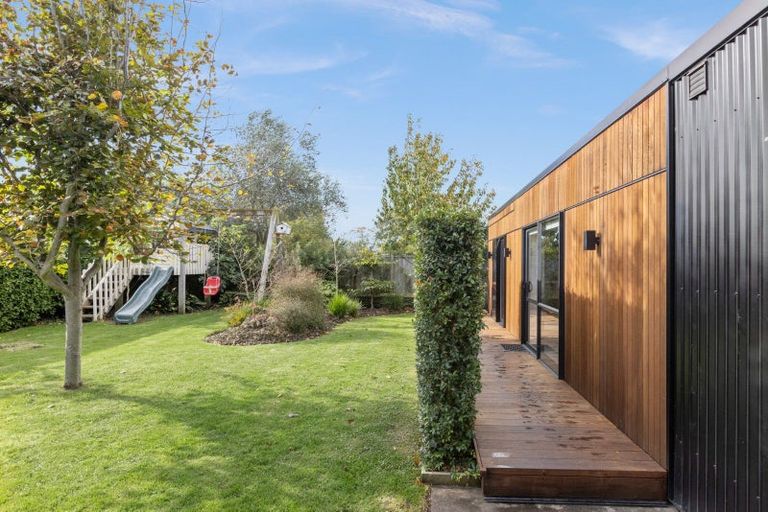 Photo of property in 7 Avenue Road, Greenmeadows, Napier, 4112