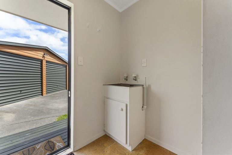 Photo of property in 12 Delta Place, Milson, Palmerston North, 4414