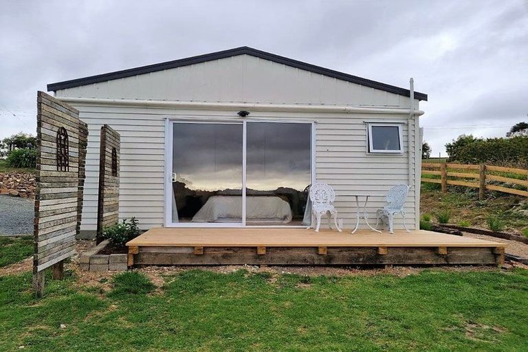 Photo of property in 581 Lawrence Road, Kaiwaka, 0573