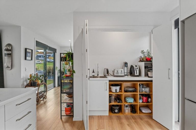 Photo of property in 24 Woodpecker Street, Lake Hawea, Wanaka, 9382