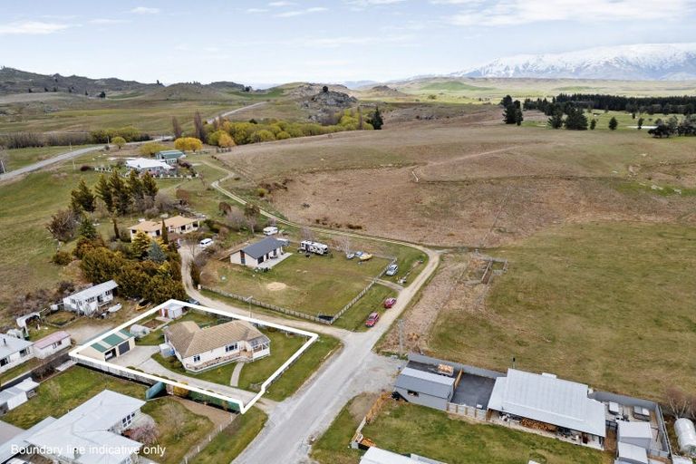 Photo of property in 3 Wilton Street, Omakau, 9376