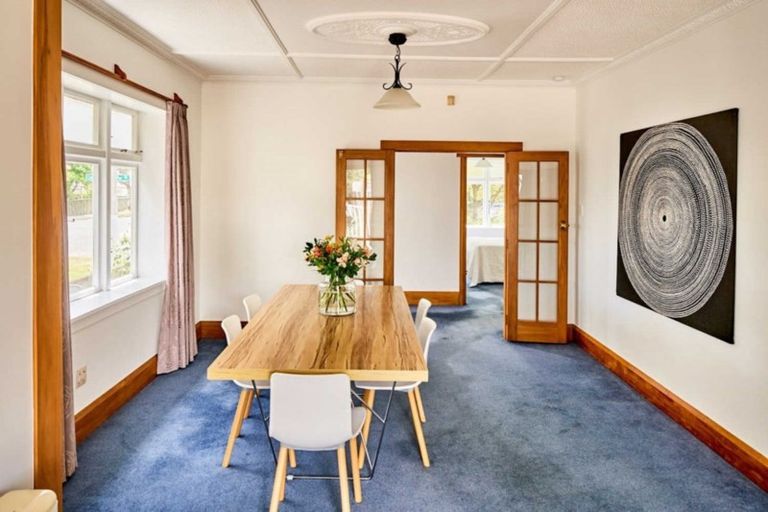 Photo of property in 9 Riddiford Street, Woburn, Lower Hutt, 5011