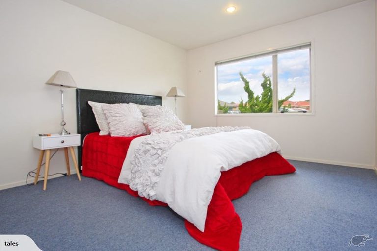 Photo of property in 19 Rebecca Rise, Weymouth, Auckland, 2103