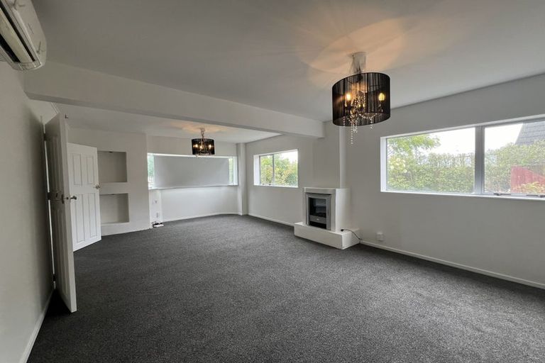 Photo of property in 58 Grimseys Road, Redwood, Christchurch, 8051