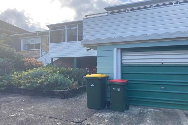 Photo of property in 127 Ridge Road, Howick, Auckland, 2014