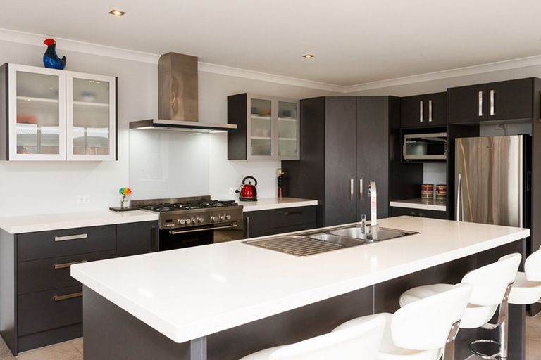 Photo of property in 47 Rodeo Drive, Kelvin Grove, Palmerston North, 4414