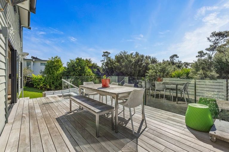 Photo of property in 47 Aberley Road, Schnapper Rock, Auckland, 0632