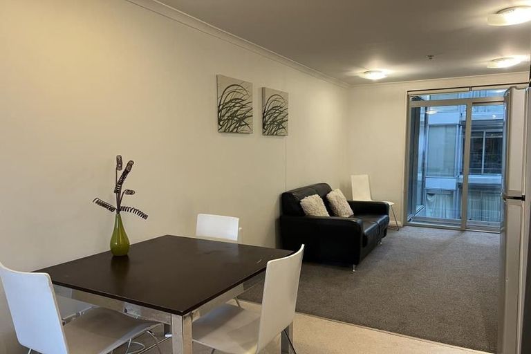 Photo of property in Monvie Apartments, 312/15 Holland Street, Te Aro, Wellington, 6011