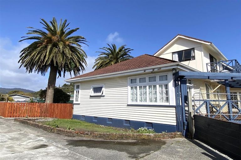Photo of property in 4 Joyce Crescent, Greymouth, 7805