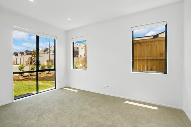 Photo of property in 55 Lusitano Drive, Karaka, Papakura, 2113