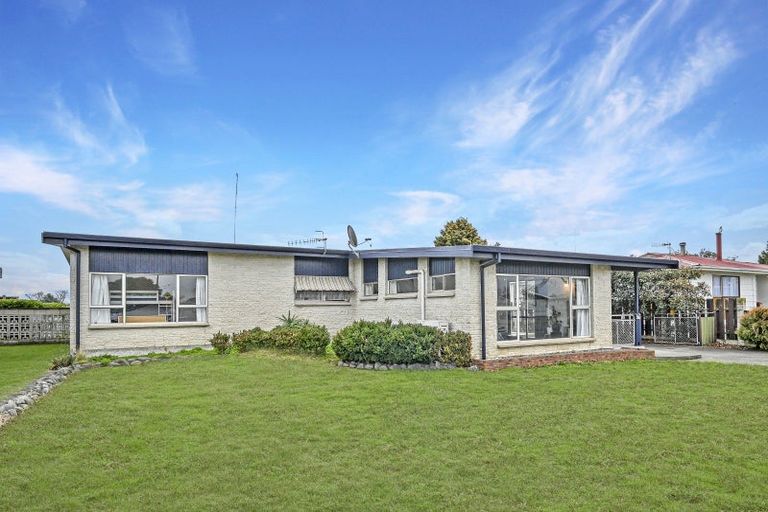 Photo of property in 147 Flaxmere Avenue, Flaxmere, Hastings, 4120