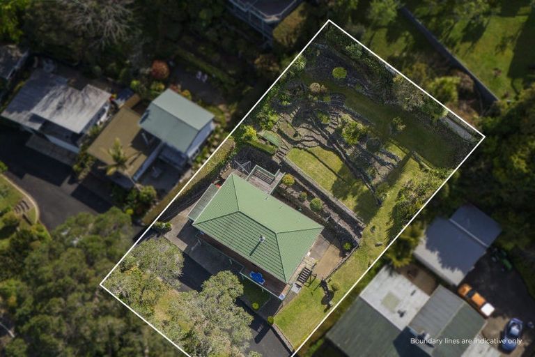 Photo of property in 14 Stormont Lane, Whitianga, 3510