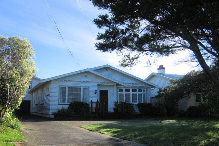 Photo of property in 61 Totara Crescent, Woburn, Lower Hutt, 5011