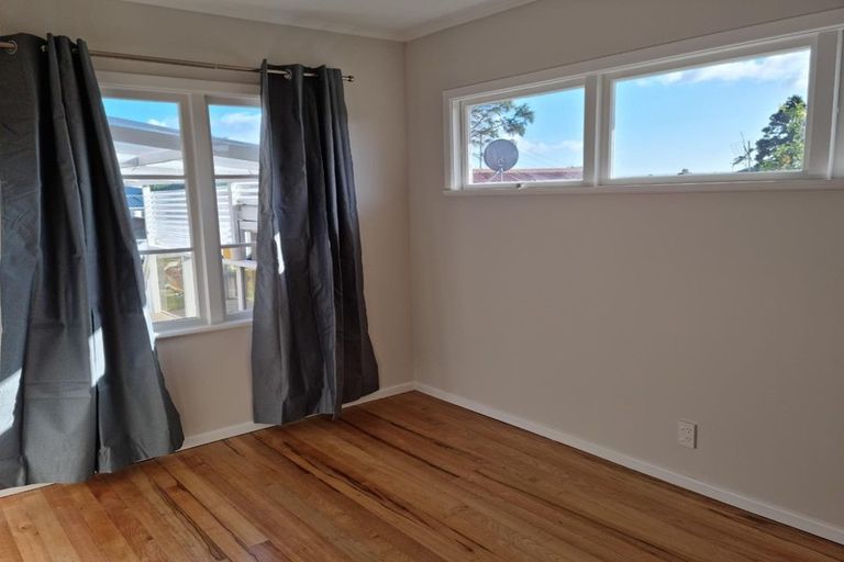 Photo of property in 47 Vine Street, Mangere East, Auckland, 2024