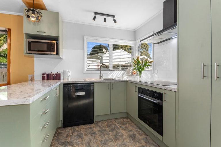 Photo of property in 14 Earls Place, Onerahi, Whangarei, 0110