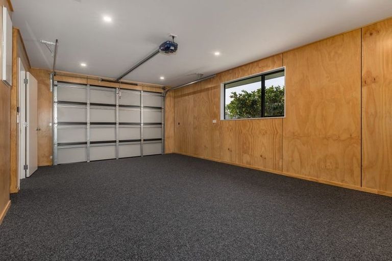 Photo of property in 21a Victoria Street, Levin, 5510