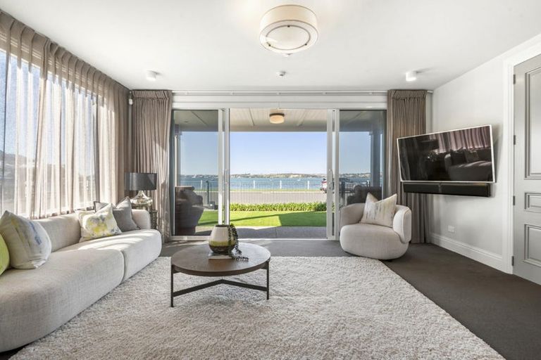 Photo of property in 49 King Edward Parade, Devonport, Auckland, 0624