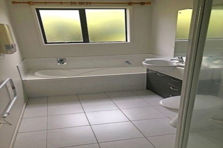 Photo of property in 7 Lizzie Lane, Clover Park, Auckland, 2019