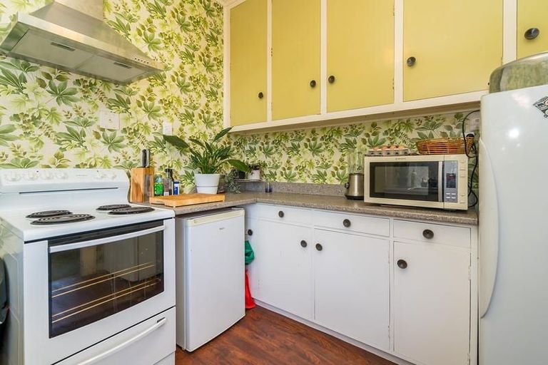 Photo of property in 65 Gladstone Road, Dalmore, Dunedin, 9010