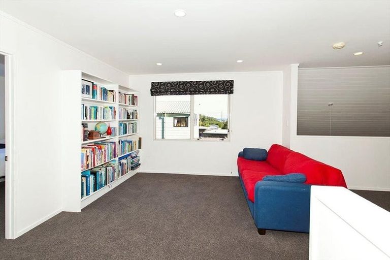 Photo of property in 28a Aramoana Avenue, Devonport, Auckland, 0624