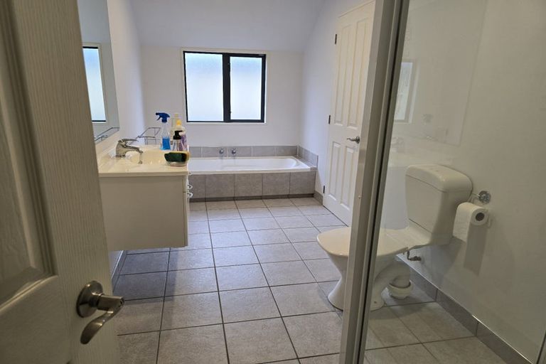 Photo of property in 33 Mary Street, Papanui, Christchurch, 8053