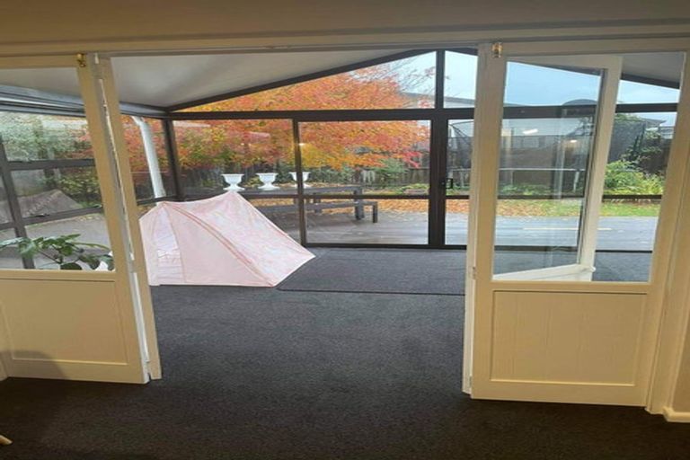 Photo of property in 145 Wairakei Road, Bryndwr, Christchurch, 8053