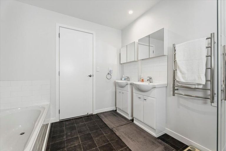 Photo of property in 25 Hastings Road, Pyes Pa, Tauranga, 3112