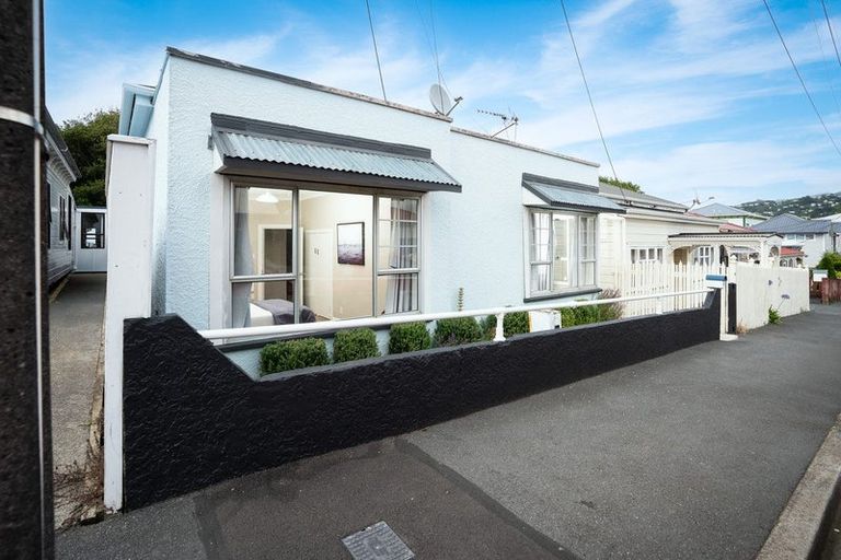 Photo of property in 10 Harper Street, Newtown, Wellington, 6021