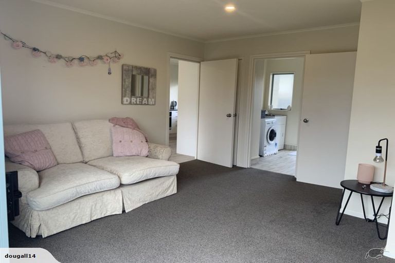 Photo of property in 11b Springs Road, Parakai, 0830