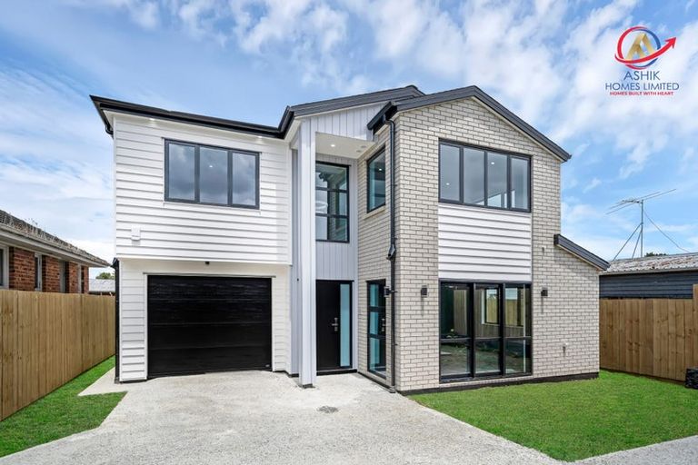 Photo of property in 16 Henwood Road, Mangere East, Auckland, 2024