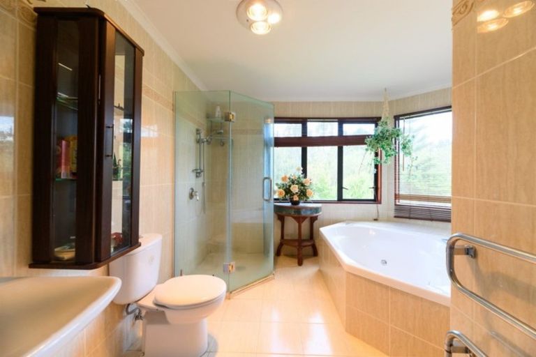 Photo of property in 260 State Highway 16, Kumeu, 0892