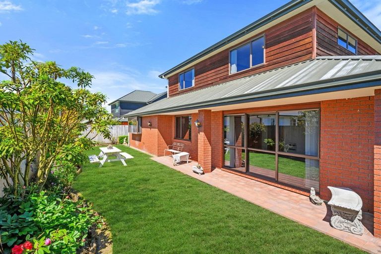 Photo of property in 2/18 Wentworth Street, Ilam, Christchurch, 8041