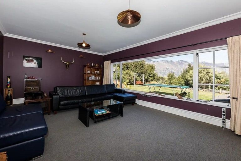 Photo of property in 5 Fishermans Lane, Mount Creighton, Queenstown, 9371