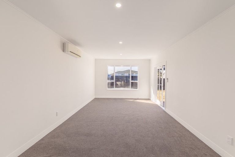 Photo of property in 75 Tedder Avenue, North New Brighton, Christchurch, 8083