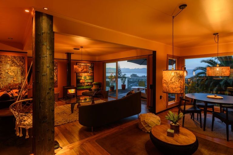 Photo of property in 70 Tosswill Road, Tahunanui, Nelson, 7011