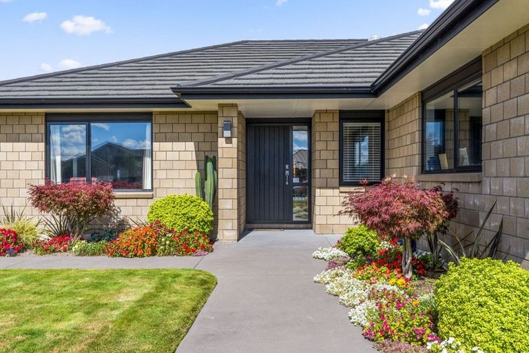 Photo of property in 54 Carroll Place, Owhata, Rotorua, 3010
