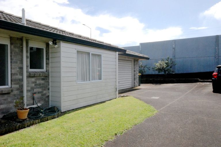 Photo of property in 53 Brylee Drive, Conifer Grove, Takanini, 2112