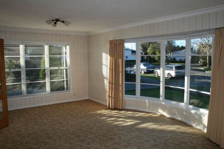 Photo of property in 1/23 Tuirau Place, Ilam, Christchurch, 8041