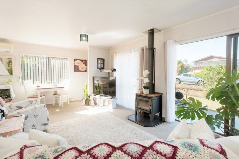 Photo of property in 9 Montgomery Crescent, Putaruru, 3411