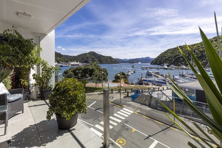 Photo of property in Oxleys Rock Apartments, 303/6 London Quay, Picton, 7220