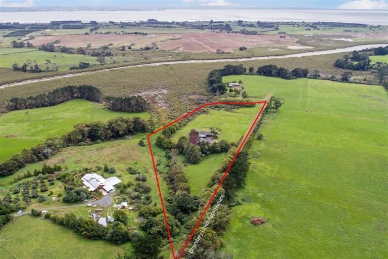 Photo of property in 62b Mcrobbie Road, Kingseat, Papakura, 2580