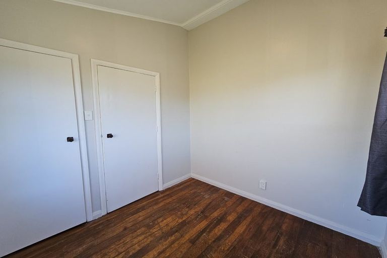 Photo of property in 85-87 Banks Street, Marfell, New Plymouth, 4310